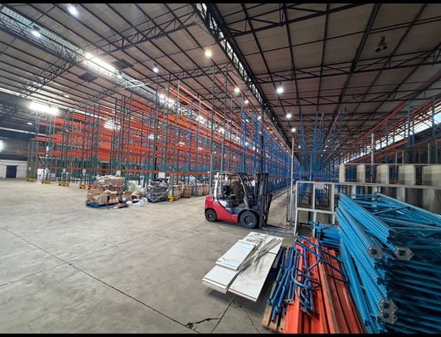 7,987M² WAREHOUSE TO LET IN RANDJESPARK